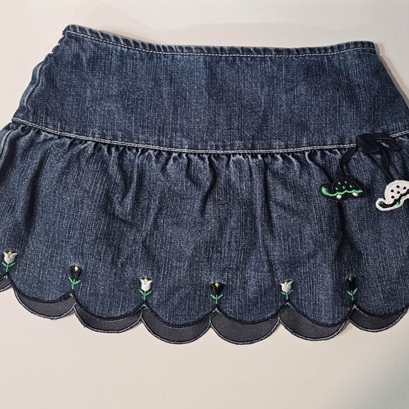 Gymboree 2005 2T VGUC - Picture 2 of 3